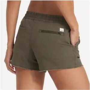 Vuori Vintage Ripstop Shorts Womens Size M Oregano Outdoor Hiking Pull On